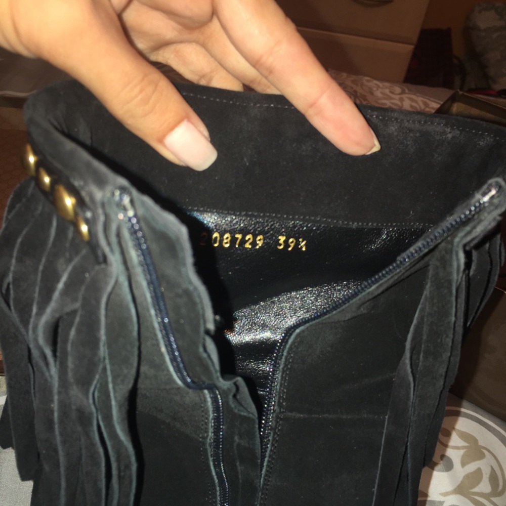 MORE photos for GUCCI BOOTS - Picture 5 of 8